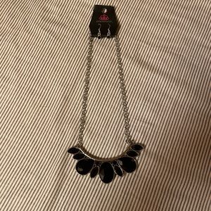 Matching necklace & earrings set